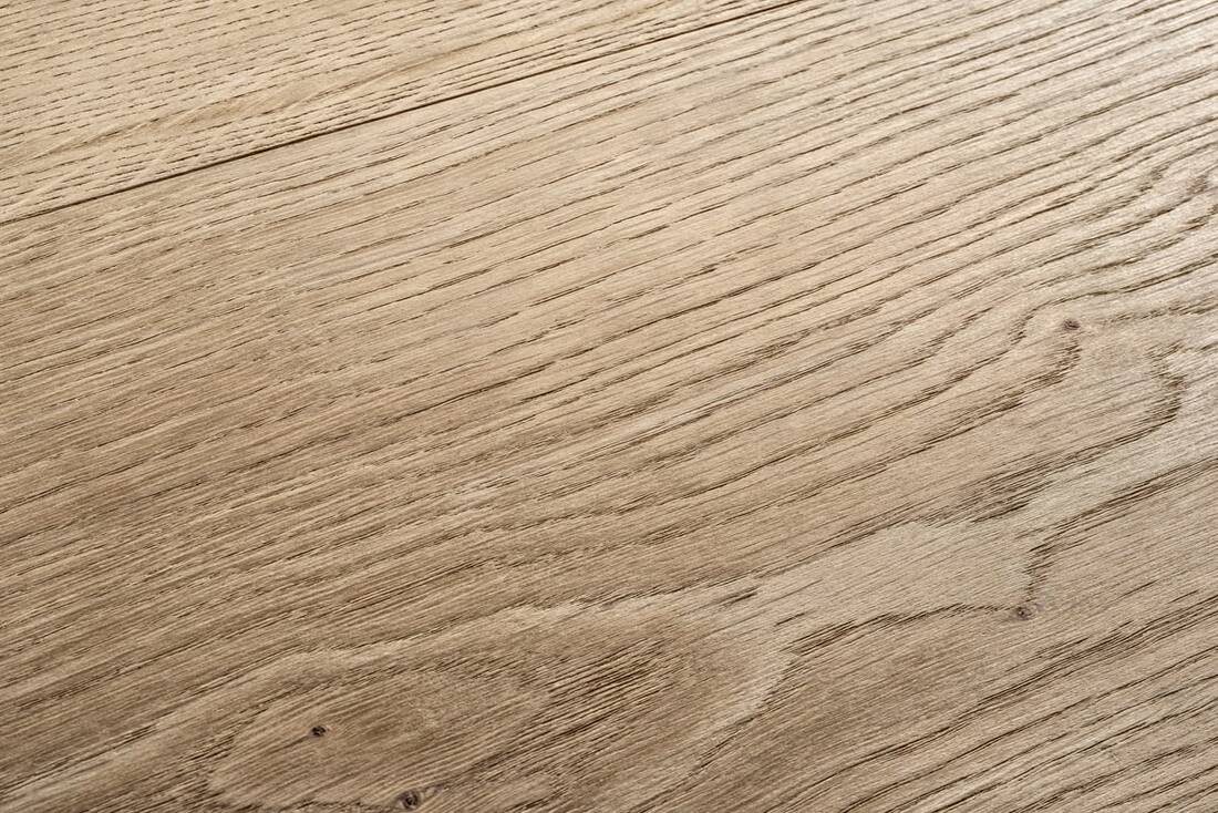Brushed wooden floors oak 