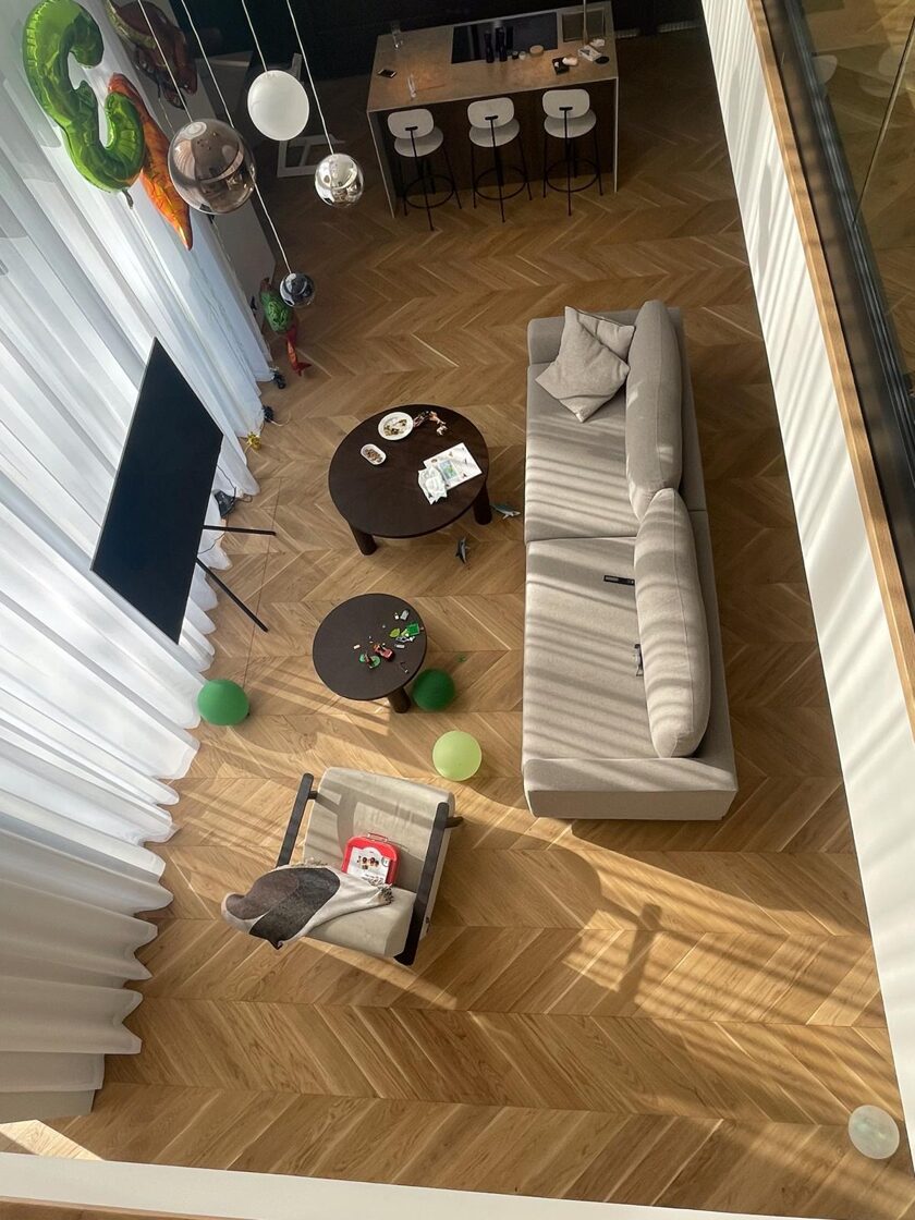 chevron parquet flooring in modern living room